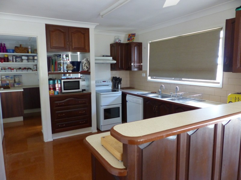 38 Carlyon Street, Mitchell QLD 4465