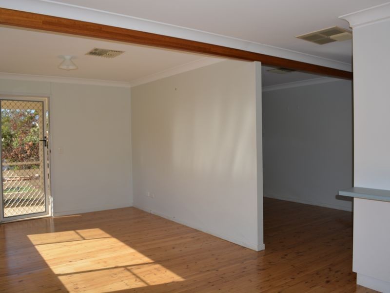 24 Derry Street, Roma QLD 4455