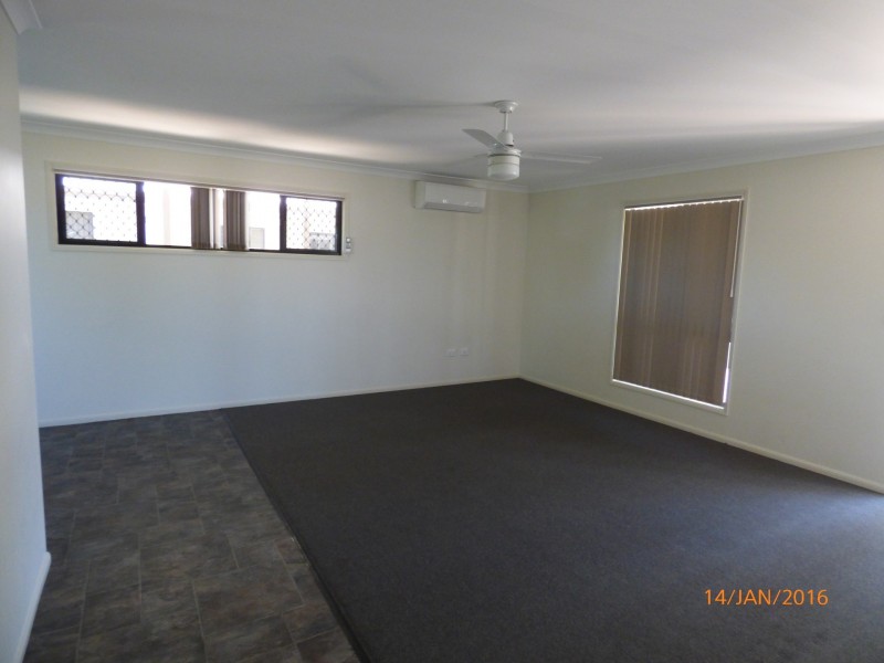 2/30 Wright Street, Roma QLD 4455