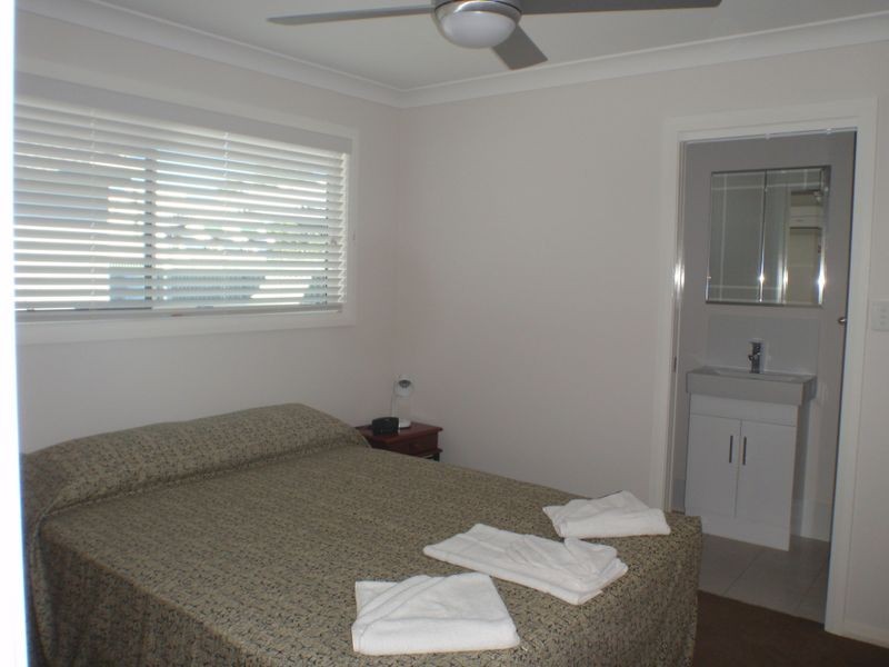 2/86 Chrystal Street, Roma QLD 4455