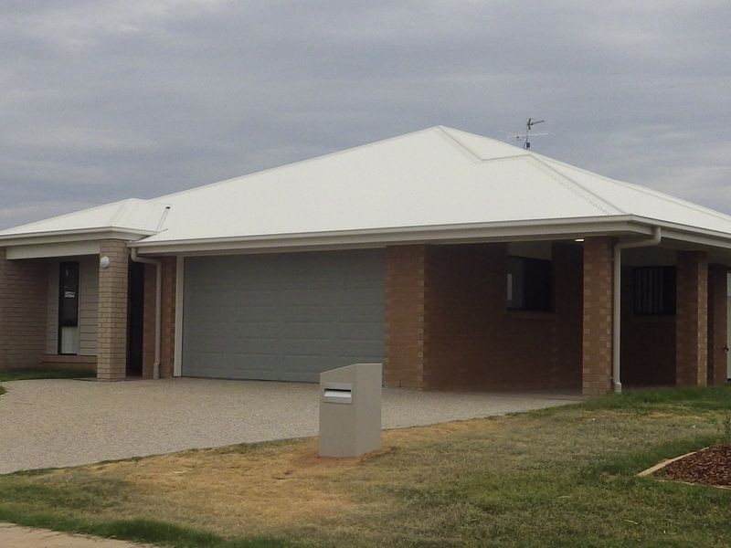 32 Wheeler Drive, Roma QLD 4455