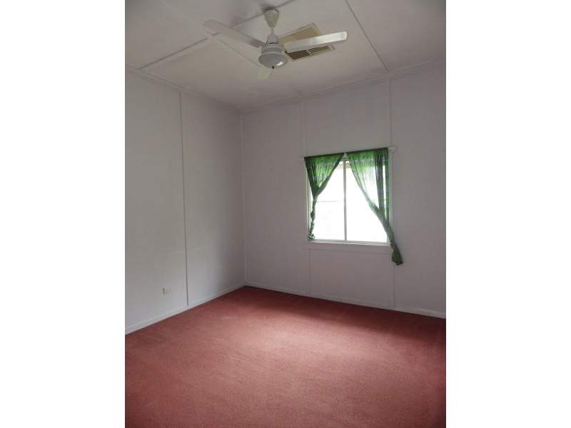 5 Arthur Street, Roma QLD 4455