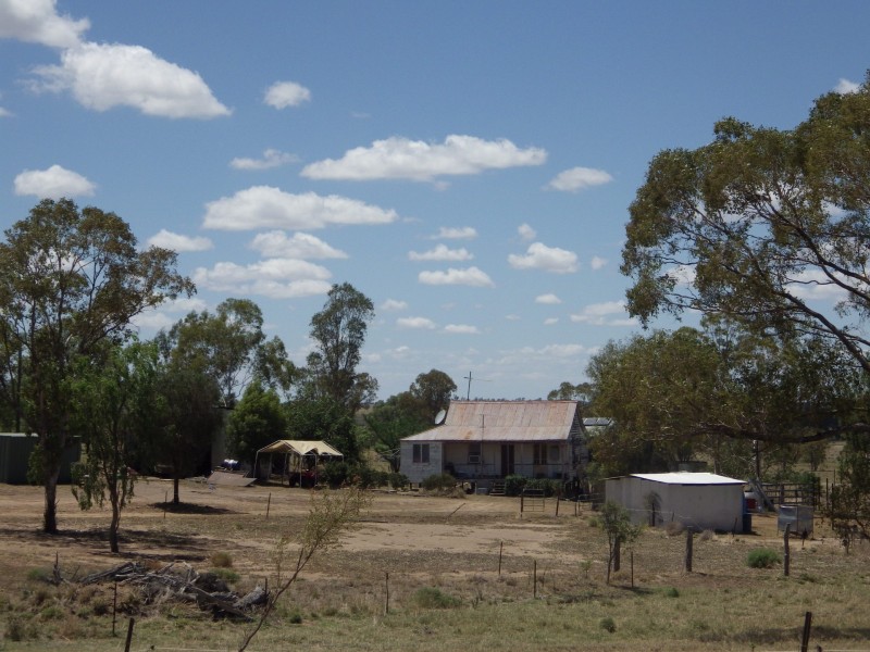 302 Gerhardts Lane, Roma QLD 4455
