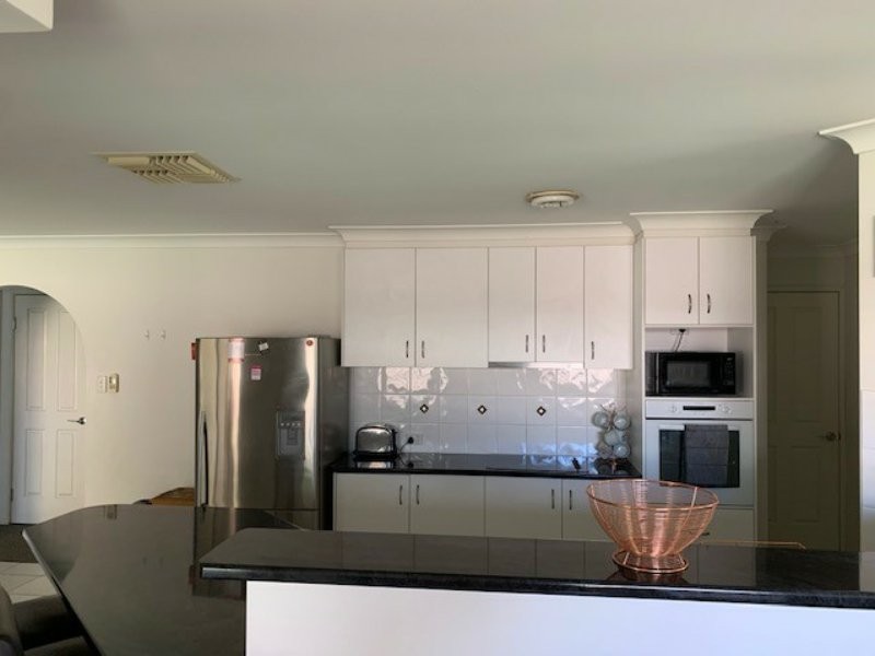 124 Bowen Street, Roma QLD 4455