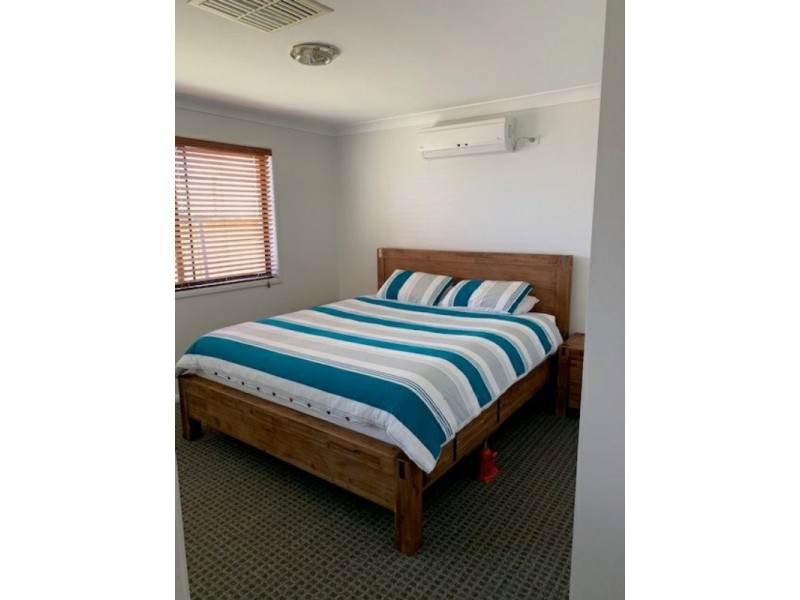 124 Bowen Street, Roma QLD 4455