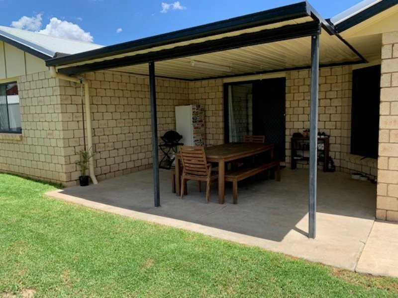 124 Bowen Street, Roma QLD 4455