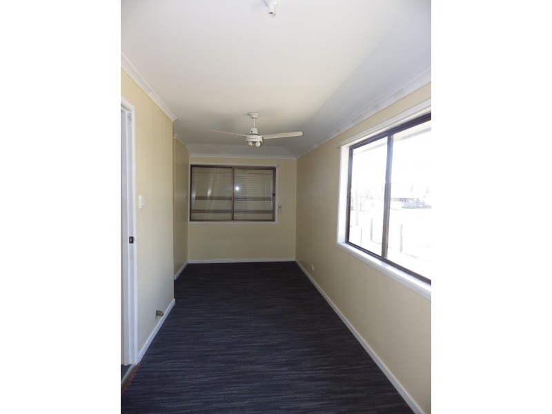 75 Hawthorne Street, Roma QLD 4455