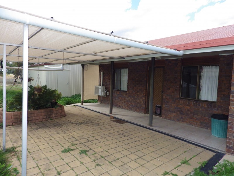 1253 Carnarvon Highway, Roma QLD 4455