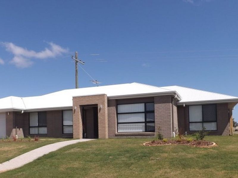 33 Wheeler Drive, Roma QLD 4455