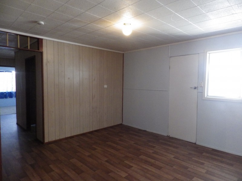 4 Howard Street, Roma QLD 4455