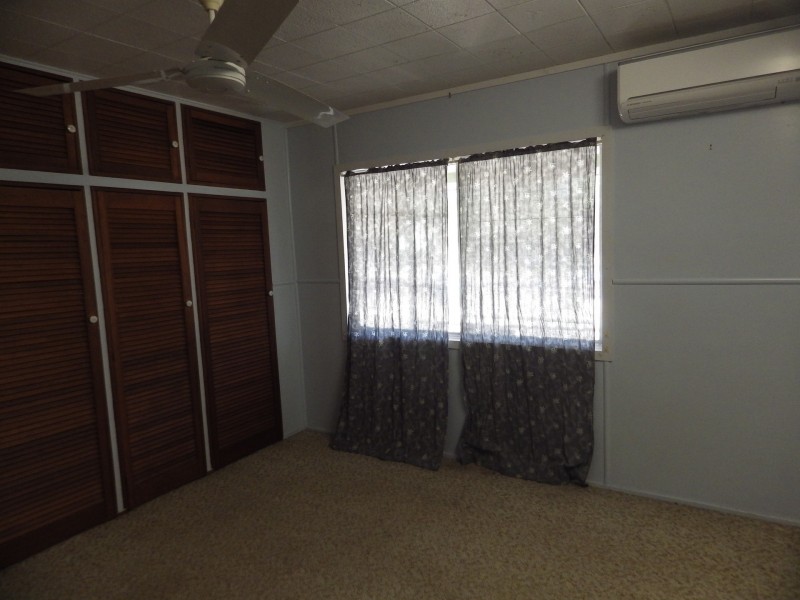 4 Howard Street, Roma QLD 4455