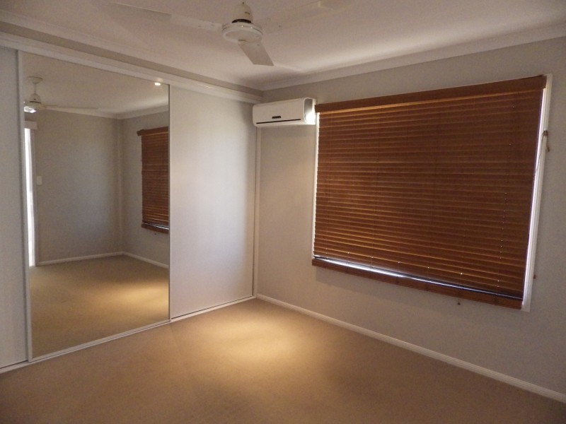 16 River Street, Mitchell QLD 4465
