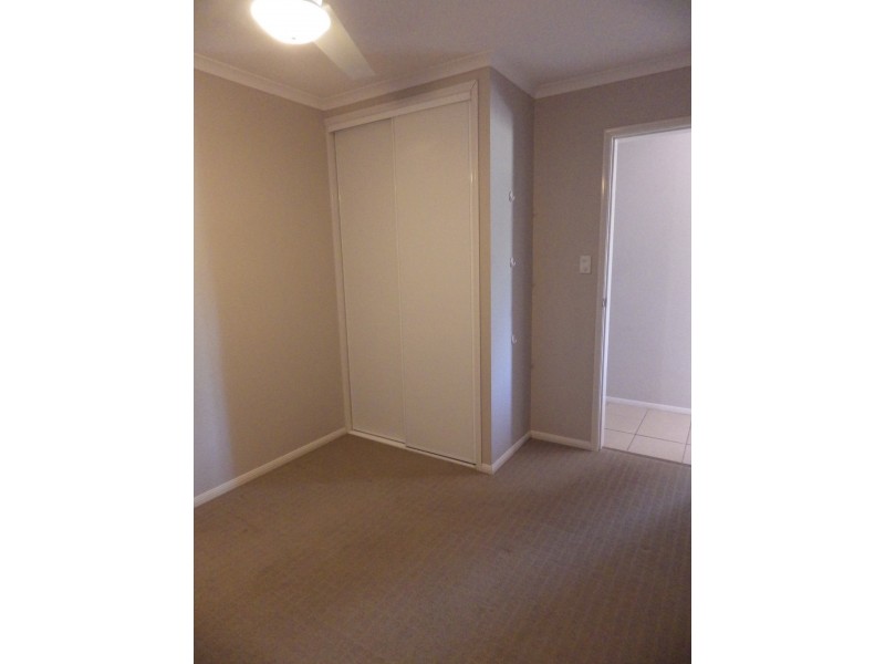 16 River Street, Mitchell QLD 4465