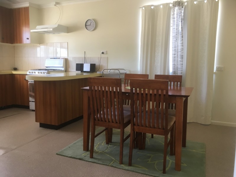 33 Edinburgh Street, Mitchell QLD 4465