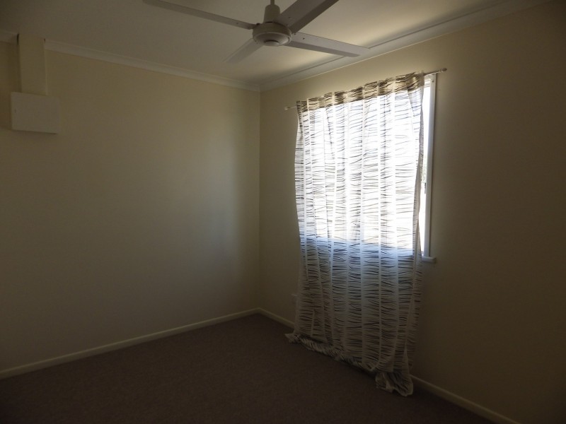 33 Edinburgh Street, Mitchell QLD 4465