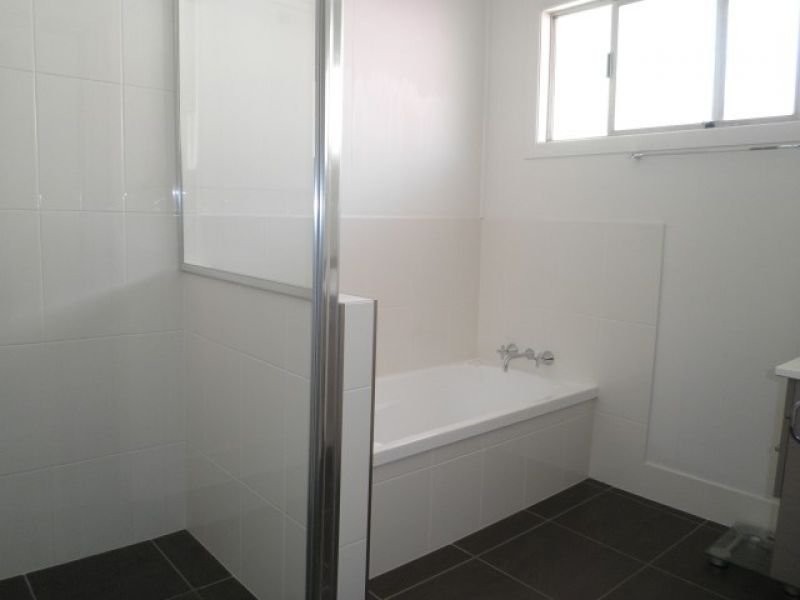 6 Howard Street, Roma QLD 4455