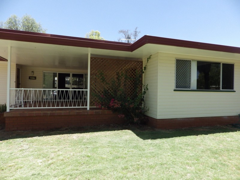 6 Howard Street, Roma QLD 4455