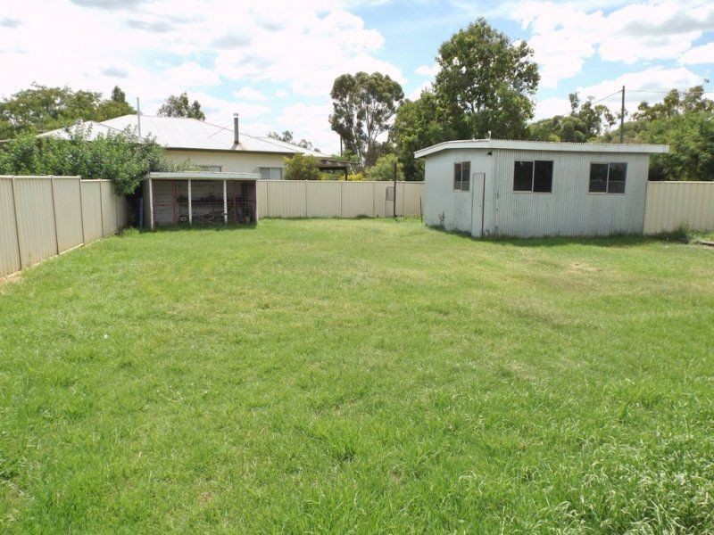 110 Northern Road, Roma QLD 4455