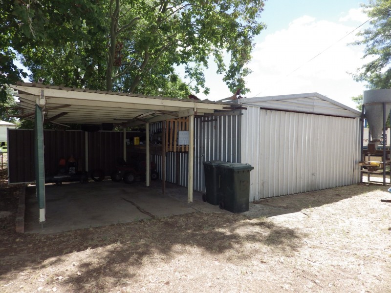 13 Elizabeth Street, Mitchell QLD 4465