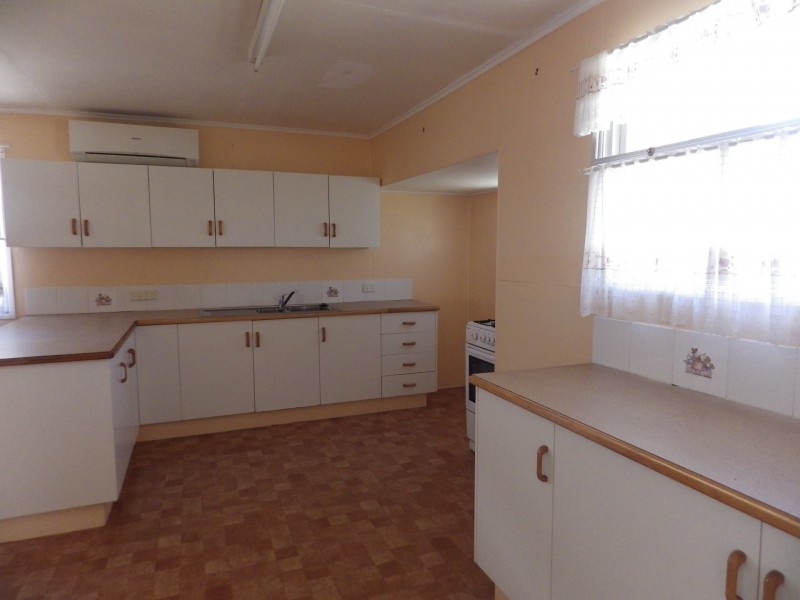 20 Conlan Street, Roma QLD 4455