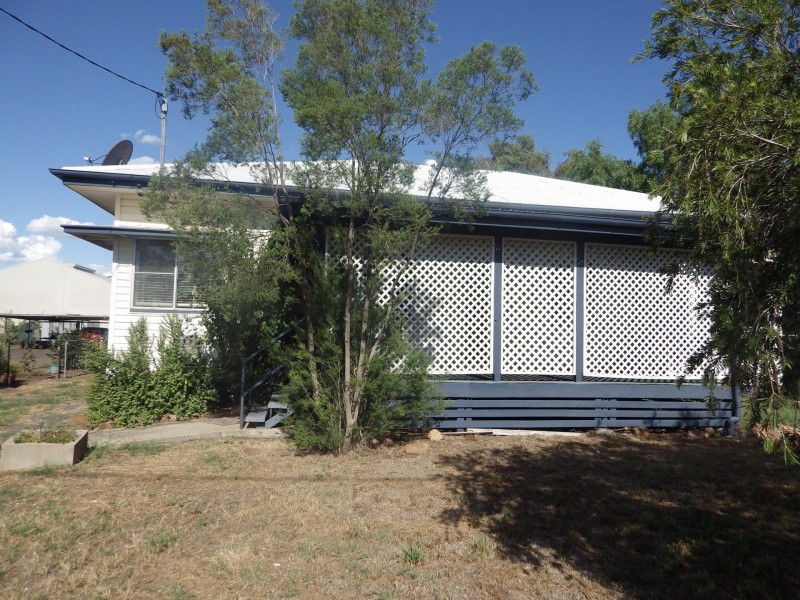 58 Hawthorne Street, Roma QLD 4455