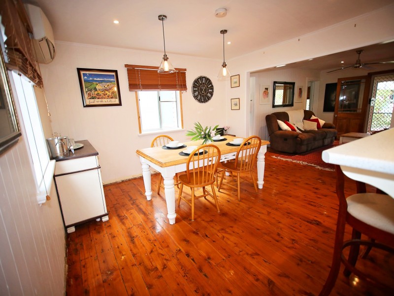 4 Gregory Street, Roma QLD 4455