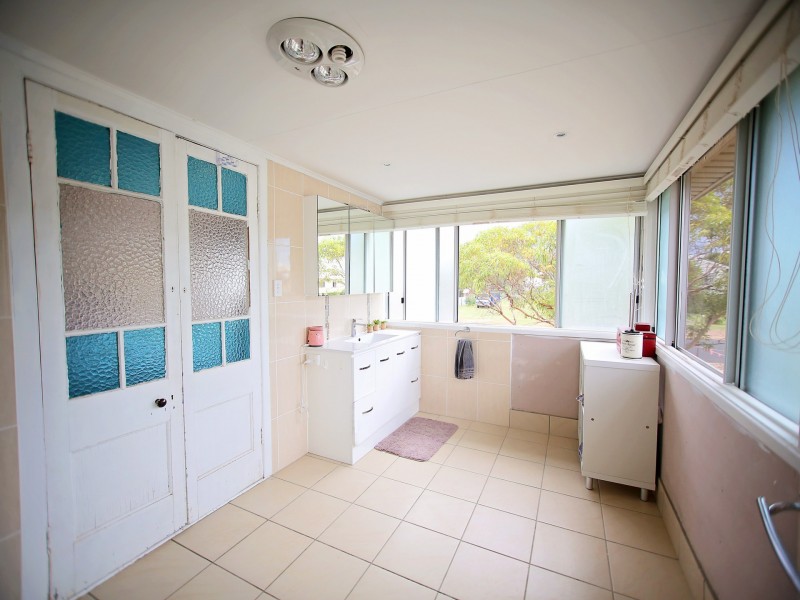 4 Gregory Street, Roma QLD 4455