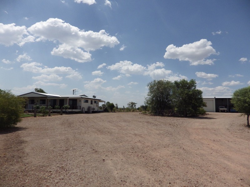 48 Orallo Road, Roma QLD 4455