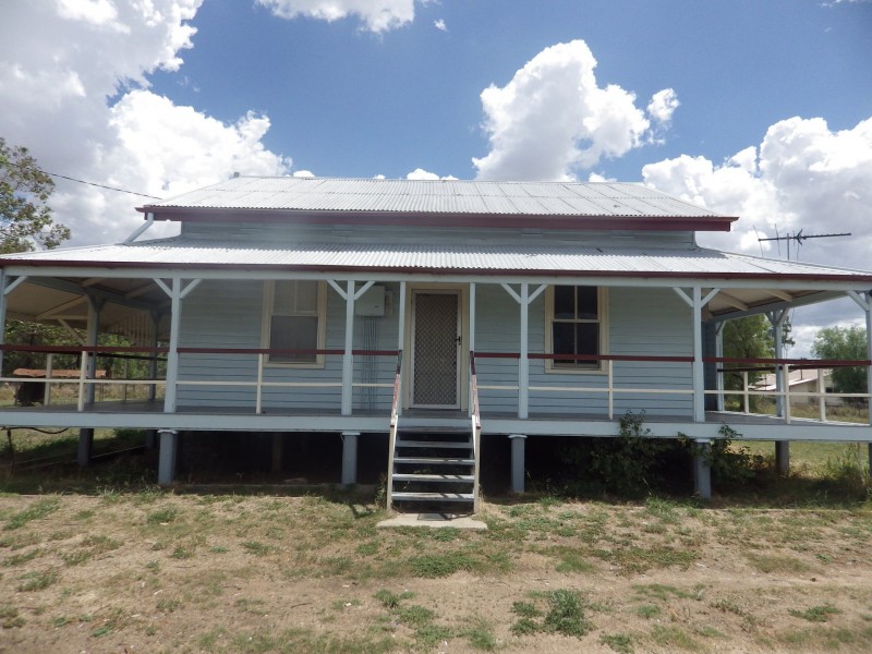 13 Sheffield Street, Mitchell QLD 4465