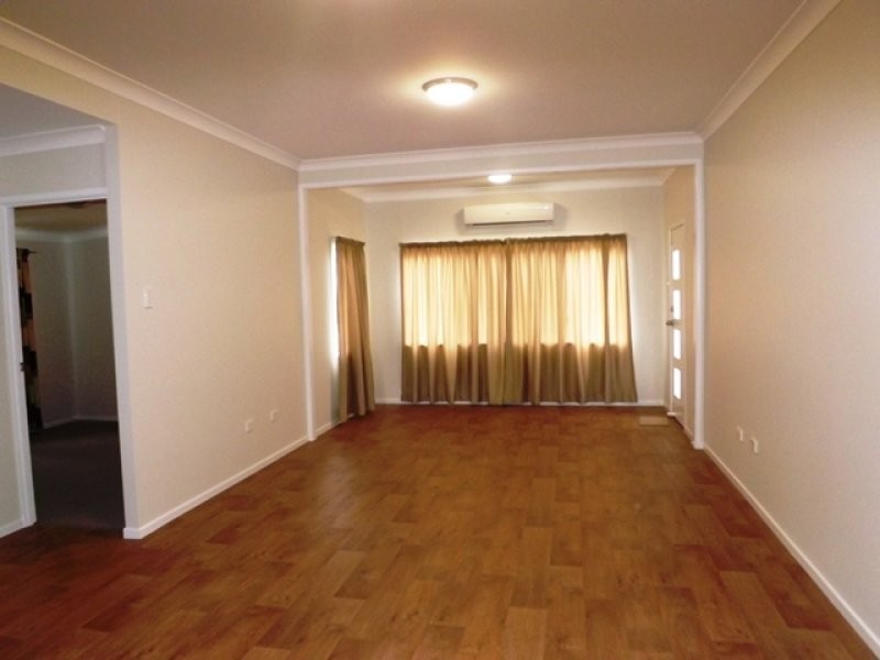 17 Major Street, Roma QLD 4455