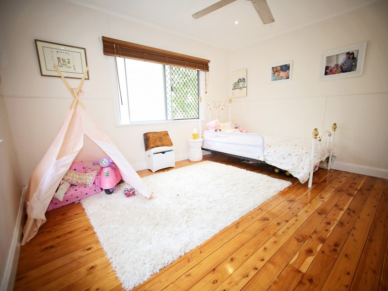 4 Gregory Street, Roma QLD 4455