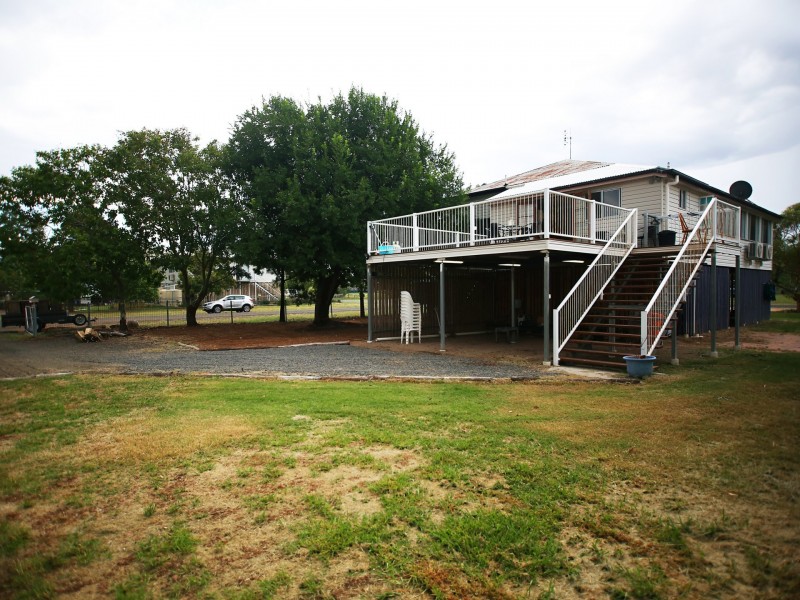 4 Gregory Street, Roma QLD 4455