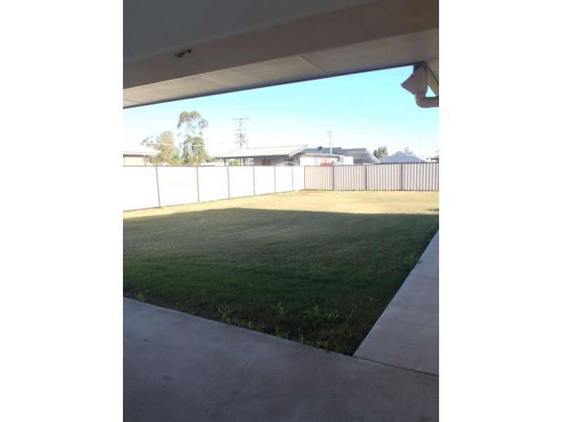 24 Everingham Avenue, Roma QLD 4455