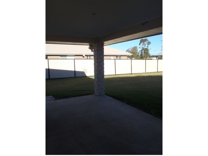 24 Everingham Avenue, Roma QLD 4455