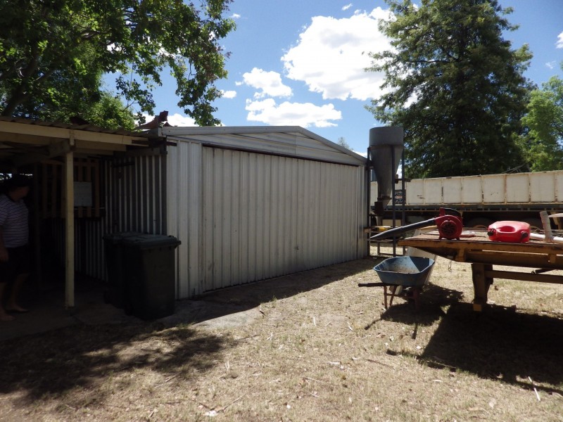 13 Elizabeth Street, Mitchell QLD 4465