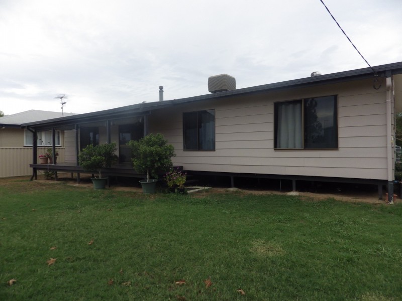 7-9 Station Street, Injune QLD 4454