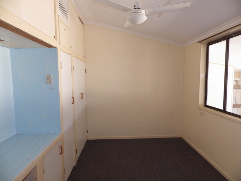 75 Hawthorne Street, Roma QLD 4455