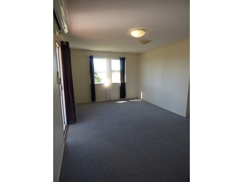 129 Quintin Street, Roma QLD 4455