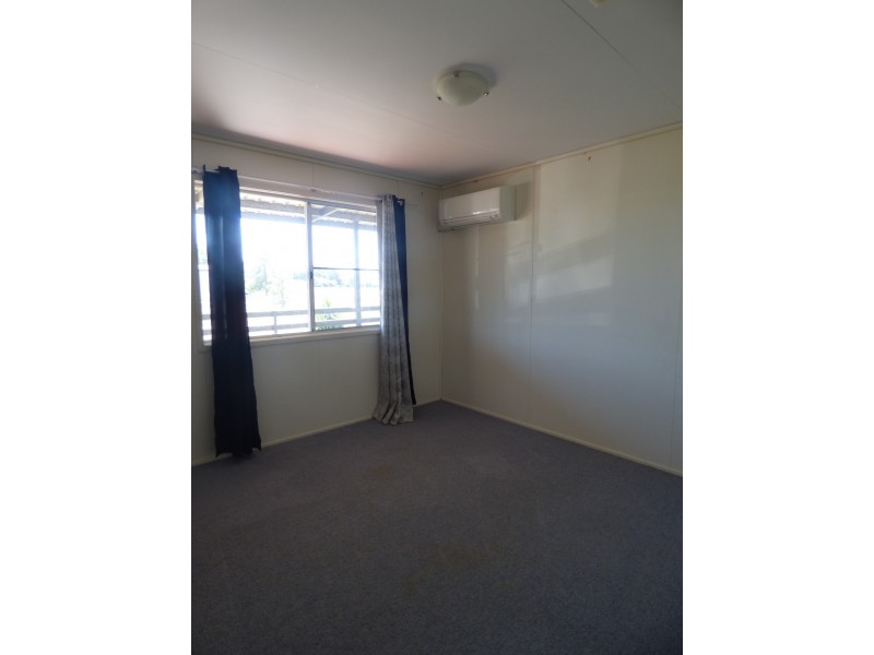 129 Quintin Street, Roma QLD 4455