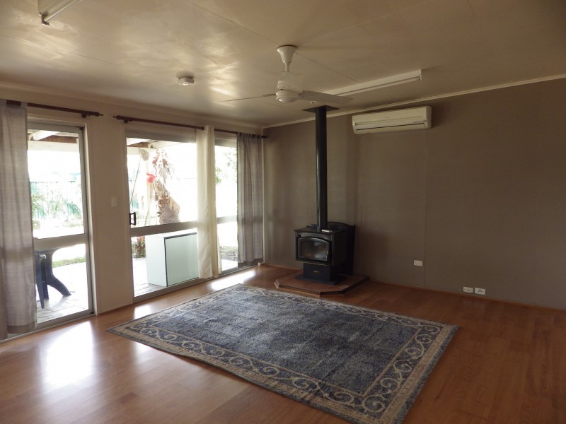 14 Russell Street, Roma QLD 4455