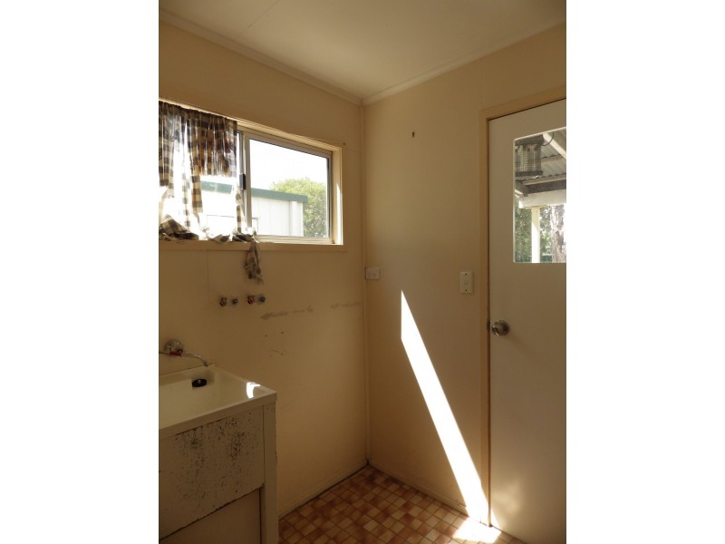 14 Russell Street, Roma QLD 4455