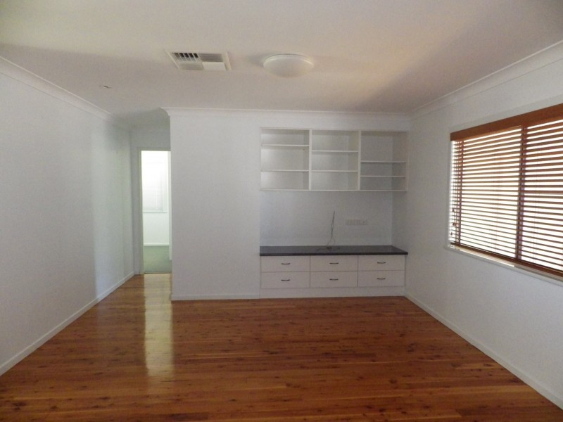 34 Derry Street, Roma QLD 4455