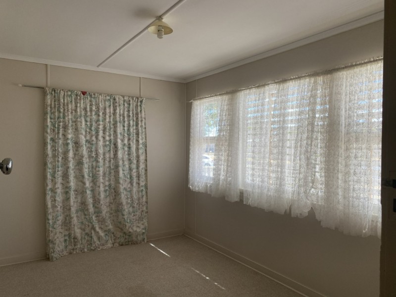 126 Currey Street, Roma QLD 4455