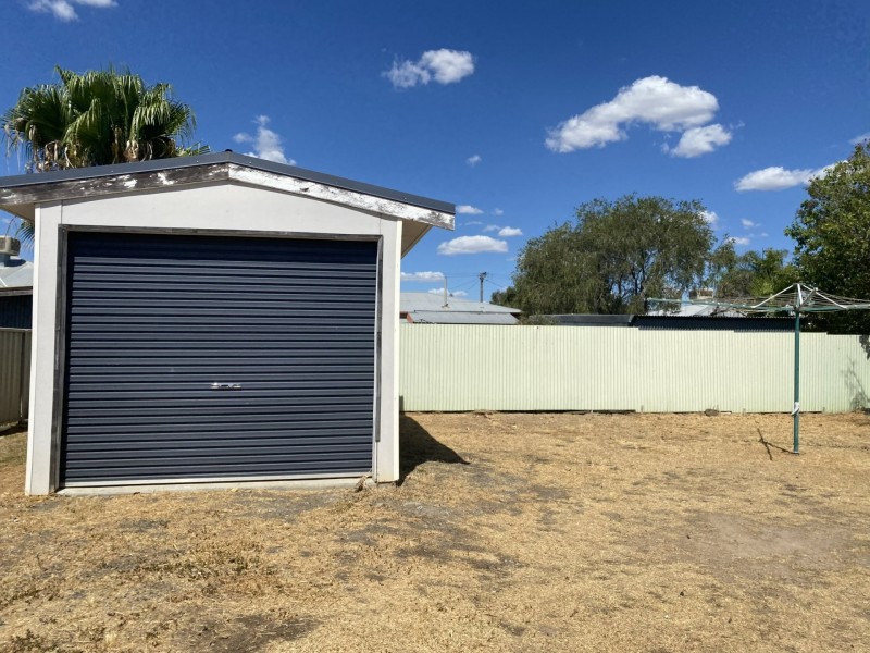 126 Currey Street, Roma QLD 4455