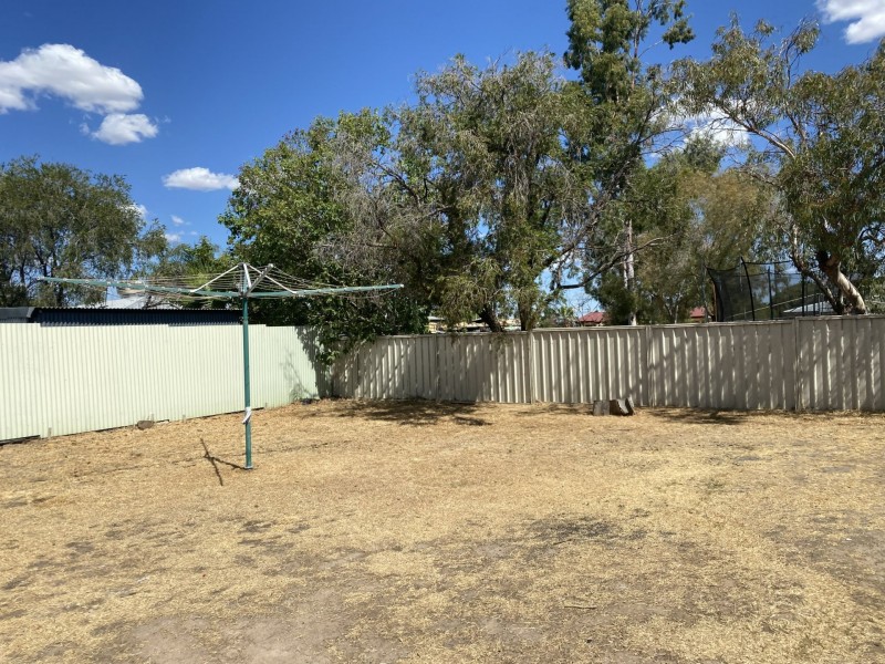 126 Currey Street, Roma QLD 4455