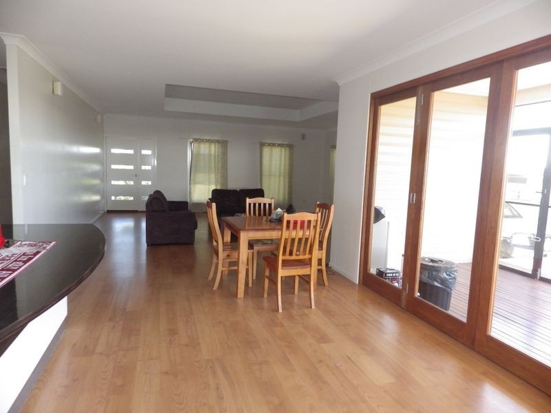6 Lockyer Crescent, Roma QLD 4455