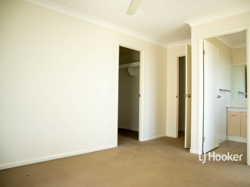 11 Lockyer Crescent, Roma QLD 4455