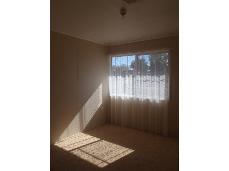 8 Foott Street, Roma QLD 4455