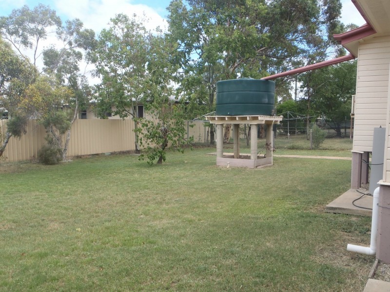 8 Foott Street, Roma QLD 4455