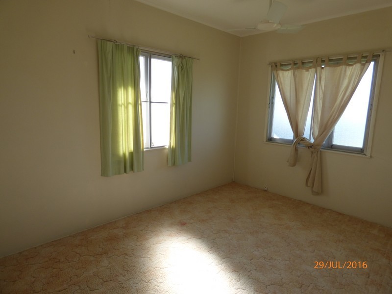 26 Luff Street, Roma QLD 4455